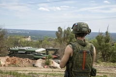 UŽIVO /VIDEO/ 🚀💣Eksplozije u Harkovu;Ukrajinski vojnici stigli u Britaniju; Konfiskuju rusku imovinu u Londonu?;⚔️ Američki institut rata o stanju na frontu;Slavjansk Karta rata