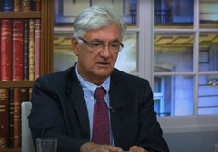 Lukić tvrdi da je pravna pomoć spremna: Srbe progonjene po Inckovom "zakonu" braniće STO ADVOKATA