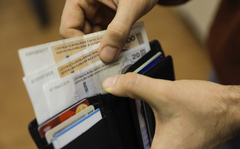 Građani sve više prodaju zlato da bi preživjeli