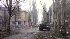 UŽIVO /VIDEO/ Rojters objavio broj poginulih Ukrajinaca; Rusi napreduju u Bahmutu; Ruski brifing; "Najveća greška Zapada u istoriji"; Snimci iz Bahmuta; Newsweek: 30.000 raspoređeno u Bahmutu