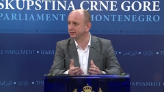 Knežević: Abazoviću, i šta ćemo sad?