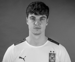 TRAGEDIJA U NJEMAČKOJ Poginuo mladi fudbalski reprezentativac i član Borusije