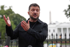 Zelenski: Bezbjednosne garancije uključivale bi kupovinu američkog oružja