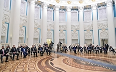 Izvor iz stranke Zelenskog otkrio KADA POČINJU PREGOVORI Ukrajine i Rusije