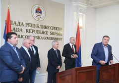 Dodik: Nećemo odustati od vraćanja nadležnosti