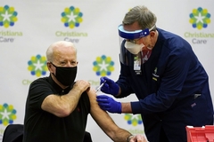 Bajden danas prima treću dozu vakcine protiv virusa korona