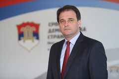 "PONIZILI NAROD" Govedarica upitao koliko je koštala skulptura patrijarha Pavla od pletene žice