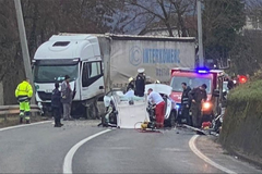 Stravična nesreća na putu Konjic-Jablanica: Poginuli roditelji i dvoje djece