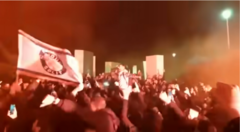 HRVATSKI IGRAČI NA RAMENIMA NAVIJAČA /VIDEO/"Mrzim Dinamo, srpsko ime to"