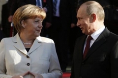 Merkelova i Putin o situaciji na granici Poljske i Bjelorusije