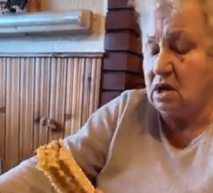 "Volim da se družim" Dragica je napoznatija Instagram baka