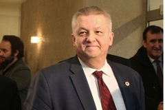 Kesić: Srpska ide brzim putem ka nezavisnosti, ali ne žrtvuje mir