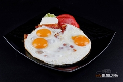 Zašto ne biste trebali jesti samo bjelance?