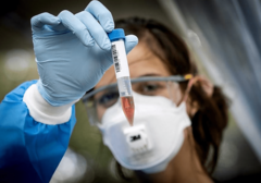 POGORŠANA EPIDEMIOLOŠKA SITUACIJA U SRPSKOJ Još 255 zaraženih koronom, preminula dva muškarca