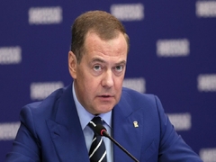 Medvedev: Ukrajina neće postojati za 10 godina