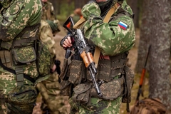 Ruski vojnik se raznio bombom da ne bude zarobljen (UZNEMIRUJUĆI VIDEO)