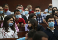 PODRŠKA ZA MLADE U Bijeljini rješenje za stipendiju dobila 24 studenta