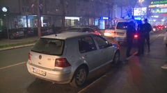 ZATRAŽENA OBDUKCIJA U automobilu u centru Bijeljine pronađeno beživotno tijelo muškarca