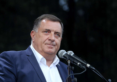 Dodik: Đukanović doživio propast