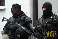 SIPA pretresala na pet lokacija, uhapšen osumnjičeni za pranje novca