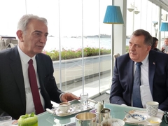 Dodik se u Istanbulu sastao sa Polatom, vlasnikom jedne od najvećih poslovnih grupacija u Turskoj
