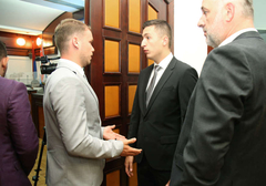 UPUĆEN ULTIMATUM GRADONAČELNIKU Ilić zakazao nastavak sjednice Skupštine grada, ali odbornici većine se neće pojaviti