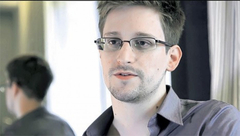 PRST U OKO AMERICI Putin dodijelio Snoudenu rusko državljanstvo