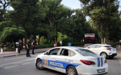 Policija ima pune ruke posla: Dojave o bombama u školama, zgrada Skupštine Crne Gore evakuisana