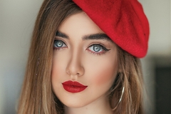 Trik kako da vam crveni karmin stoji kao saliven