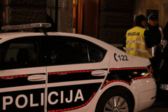 Nema povrijeđenih: Planulo vozilo u centru Sarajeva