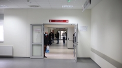 Medicinska sestra o stanju na UKC RS: Onkološki pacijenti moraju sami nabavljati lijekove (VIDEO)