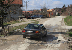 Na računu milioni, a na drumovima RUPA DO RUPE: Nelogičnosti u poslovanju "Puteva RS"