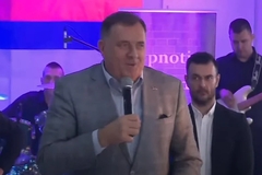 Dodik : "Živjela Srbija, živjela Rusija, živjela Republika Srpska" /VIDEO/
