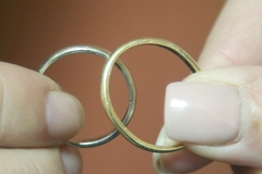 Nisu bili i dobrim odnosima: Juliju porodica UKRALA SA VJENČANJA, strpala u automobil i pobjegla