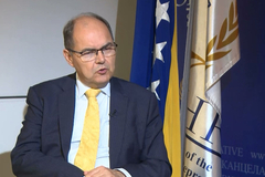ROK ZA DOGOVOR-Schmidt poručio bh. političarima : Vidimo se u augustu ili septembru