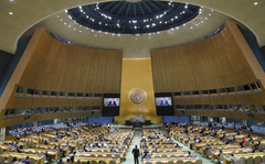 Generalna skupština UN-a usvojila rezoluciju kojom se osuđuje ruska aneksija, pet država bilo protiv-Kina i Indija suzdržane