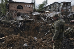 Ukrajinski generali očekuju da će ruska vojska opkoliti Časov Jar