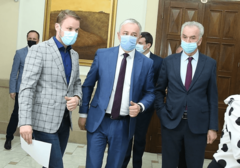 "Tako se ne voli SVOJ GRAD" Borenović poručio da skupštinska većina sprovodi u djelo Dodikove prijetnje iz izborne noći