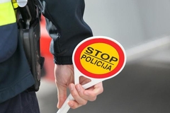 Vozač poršea optužen za prijetnje policajcu, spominjao i Dodika