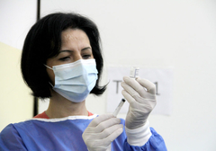 Starosti od šest mjeseci do 17 godina: Djeca vakcinisana u okviru testiranja kineske vakcine