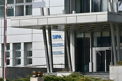 Razbijena kriminalna grupa: SIPA u akciji "Mula" uhapsila 12 osoba