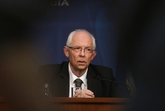 “TO JE NEDOPUSTIVO” Kon pita kako neko može da radi u zdravstvu, a nije vakcinisan