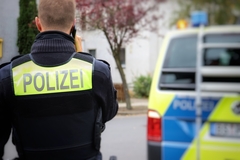 NOVI NAPAD U NJEMAČKOJ: Političar ranjen nožem, policija uhapsila napadača