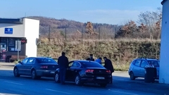 Policija zabranila patrijarhu Porfiriju da uđe na KiM