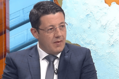 OGLASIO SE ČAMPARA "SDA je postala svrha sama sebi i izgubila dodir s građanima"