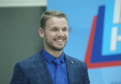 "MIR BOŽIJI - HRISTOS SE RODI" Gradonačelnik Stanivuković čestitao Božić