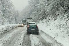 Novi snijeg opet napravio haos u krajiškim opštinama