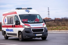 Žena se porodila na benzinskoj pumpi 