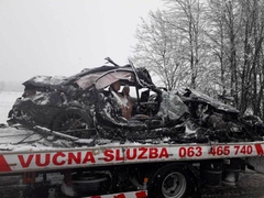 U stravičnoj nesreći kod Orašja stradala dva mladića