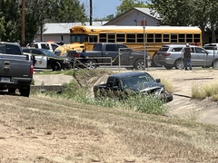Pucnjava u osnovnoj školi u Teksasu: Guverner: Ubijeno 14 djece, napadač mrtav